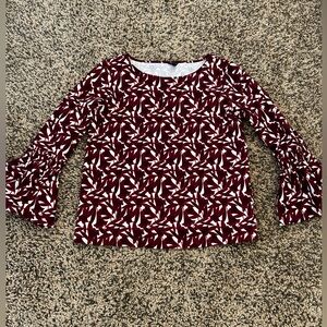 Ann Taylor women’s top size M. 3/4 sleeve.